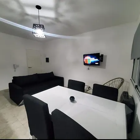 Travel Suites Ezeiza- 5 Pax- Centro Eze- Shoppings A 8 Min Exterior photo